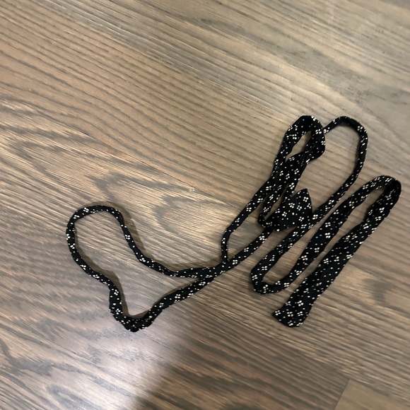 Urban outfitters black pattern romper sz M - Picture 4 of 4